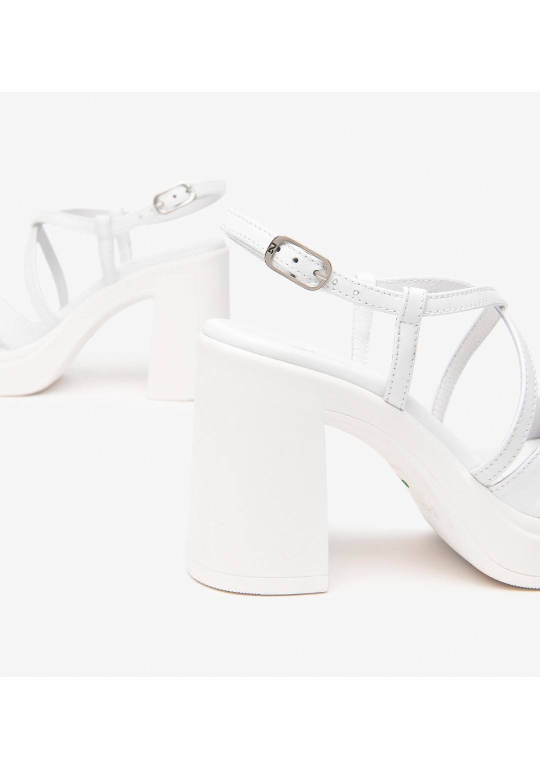 NEROGIARDINI - Incrocio T.90 - Donna - 660D